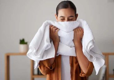 Phòng tắm luôn sạch bong, thơm tho hơn nhờ những thói quen này