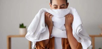 Phòng tắm luôn sạch bong, thơm tho hơn nhờ những thói quen này