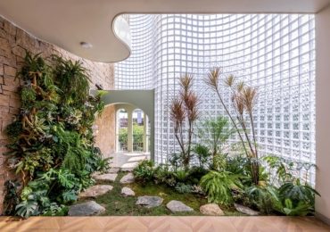 Gạch kính – xu hướng vật liệu tạo điểm nhấn cho ngôi nhà