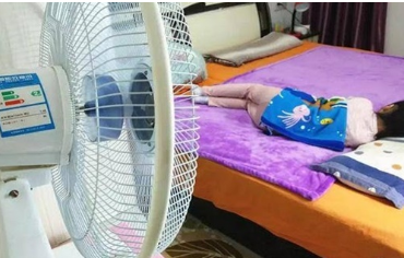 Bí quyết dùng quạt cho trẻ nhỏ, mát mẻ quanh năm, không lo ho, cảm lạnh