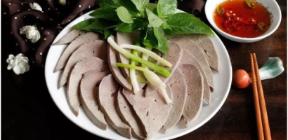 Bí quyết luộc gan heo trắng hồng, không khô bở